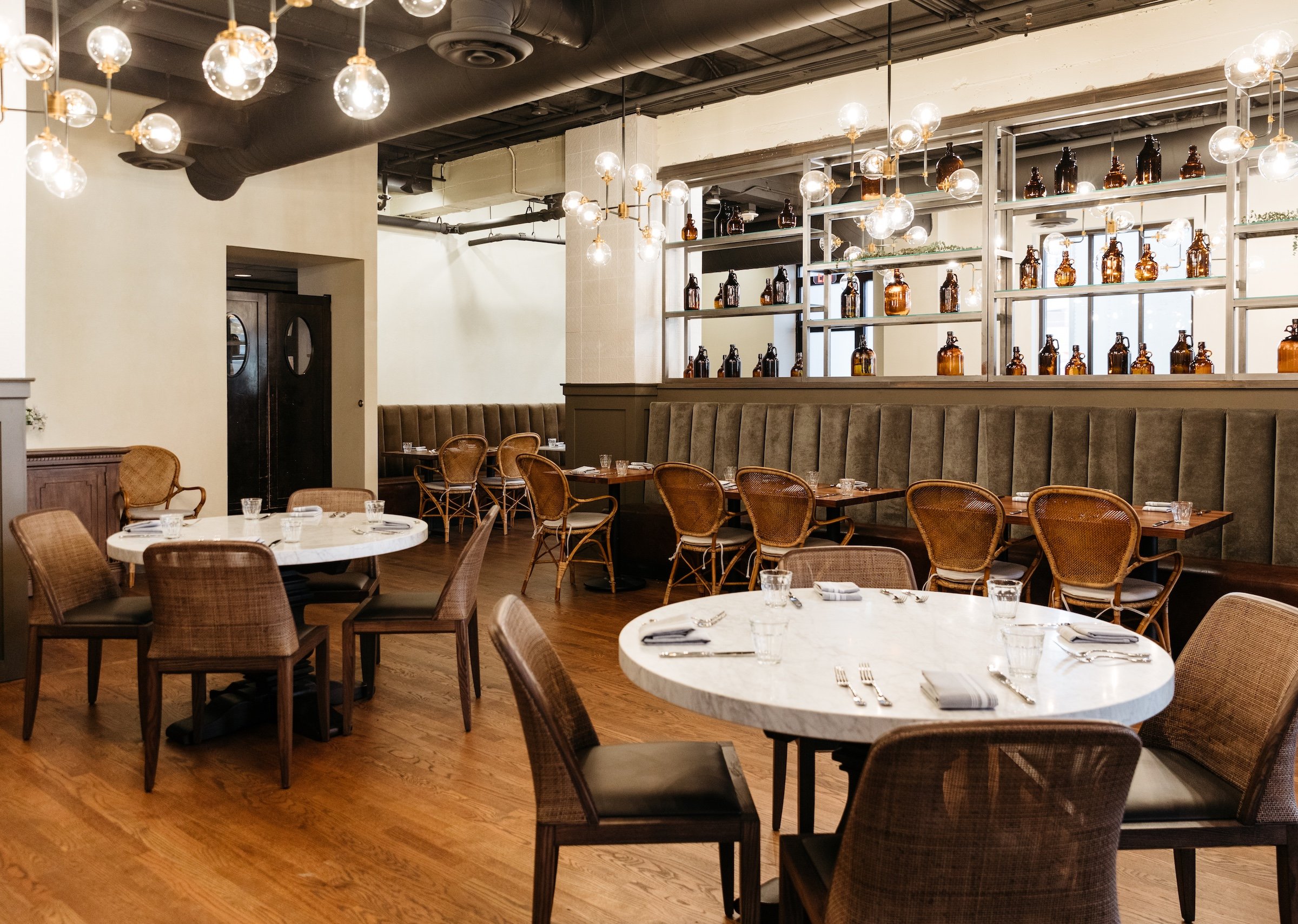 hotel ivy breva dining area